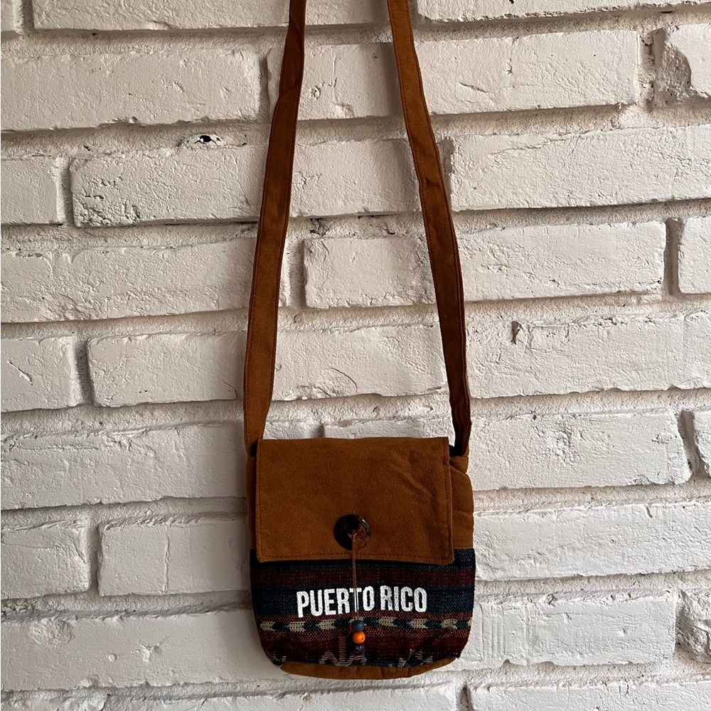 Made in Puerto Rico Cross over Bag